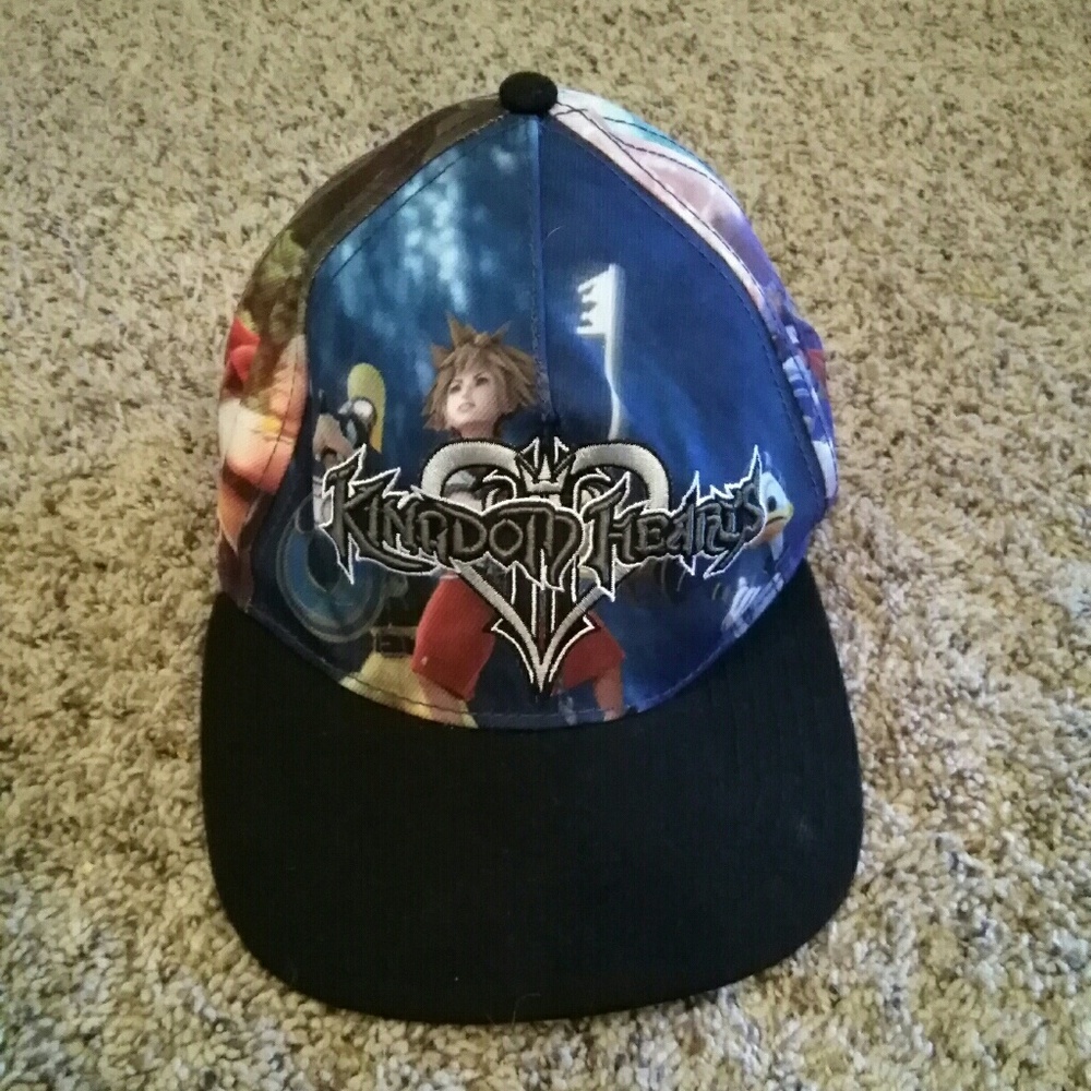 2  🎩 for $15 NWOT Kingdom Hearts Snapback